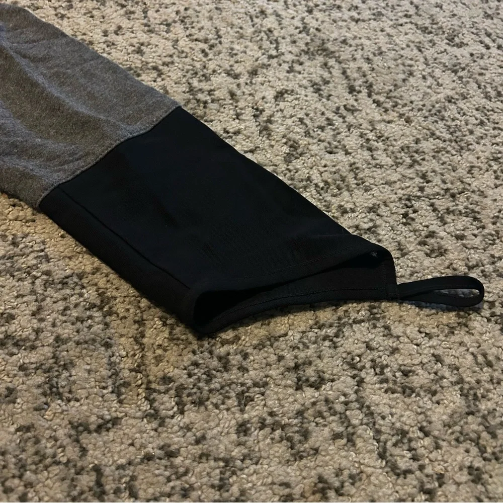 ALO Yoga alo gray